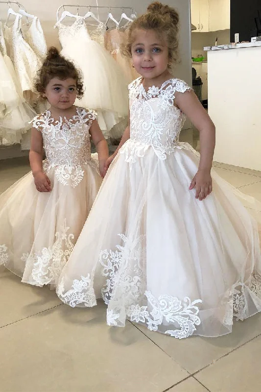 Ball Gown Cap Sleeves Appliqued Ivory Flower Girl Dresses Puffy Cute Flower Girl Dresses F070