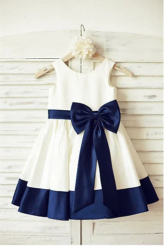 Ivory Flower Girl Dresses with Navy Blue Belt A-line Sleeveless Flower Girl Dresses with Bowknot F008