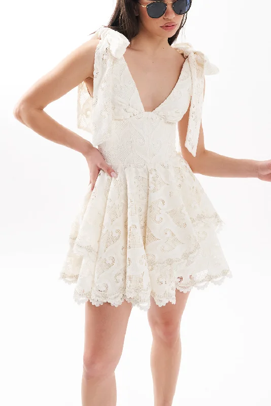 ‘Selin’ Lace Bow Dress